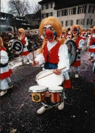 ../Images/fasnachtskostuem_104.jpg